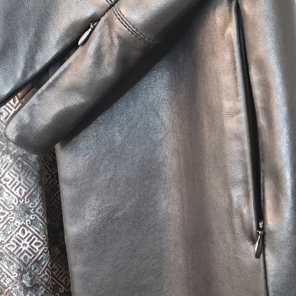 Bod & Christensen Elegant Women's Black Leather Coat Size S-M PtP 18" - Picture 5 of 10